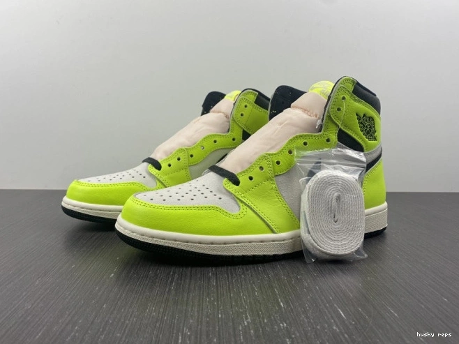Husky High OG 1 Volt 555088-702 Air Jordan 0815